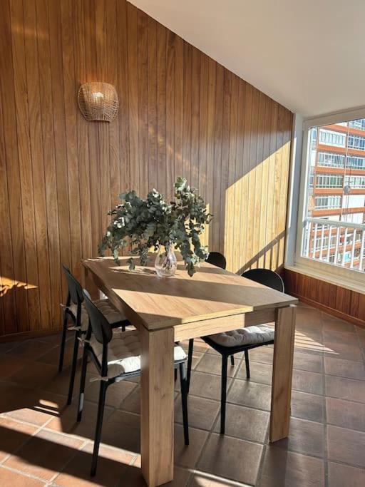 Centrico Apartamento Con Terraza Integrada Lägenhet Vigo Exteriör bild